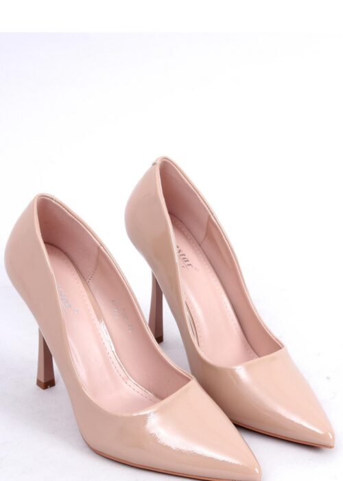High heels model 172823