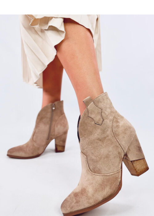 Heel boots model 200608