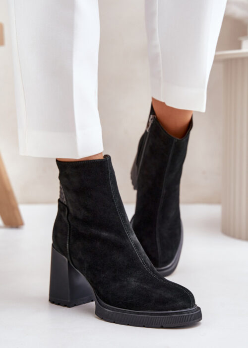 Heel boots model 201684