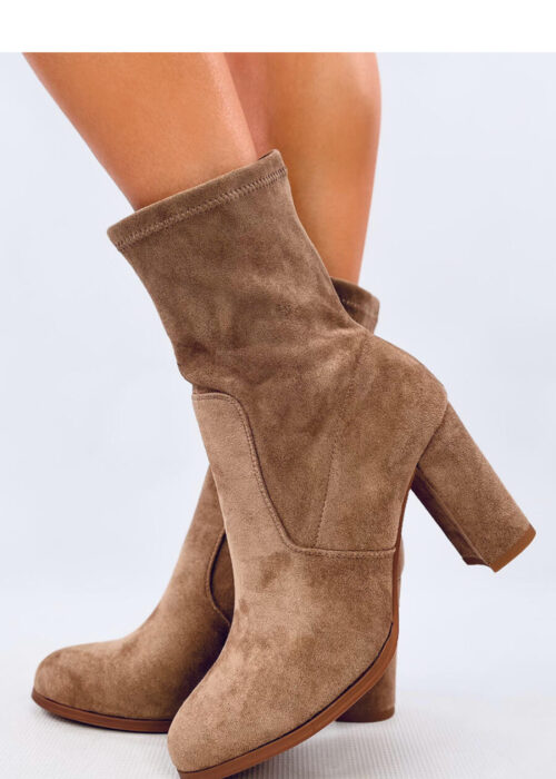 Heel boots model 202365