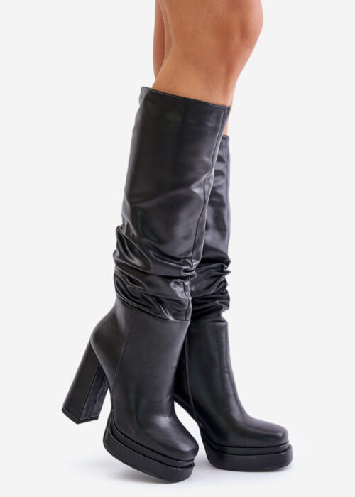 Heel boots model 202604