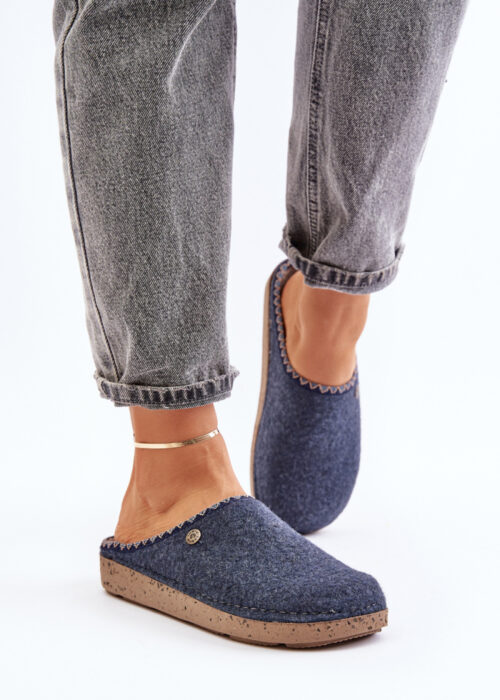 Slippers model 202655