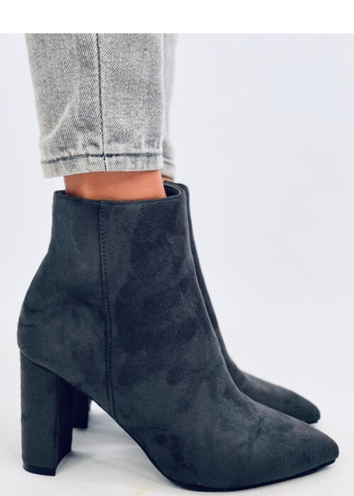 Heel boots model 203790