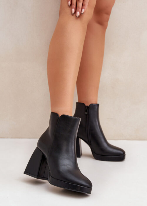 Heel boots model 204678