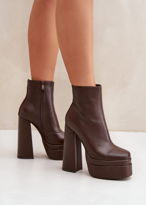 Heel boots model 204692