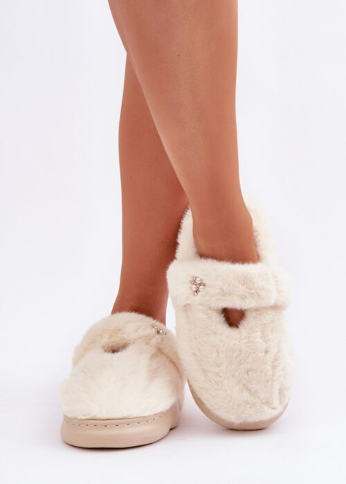 Slippers model 204948