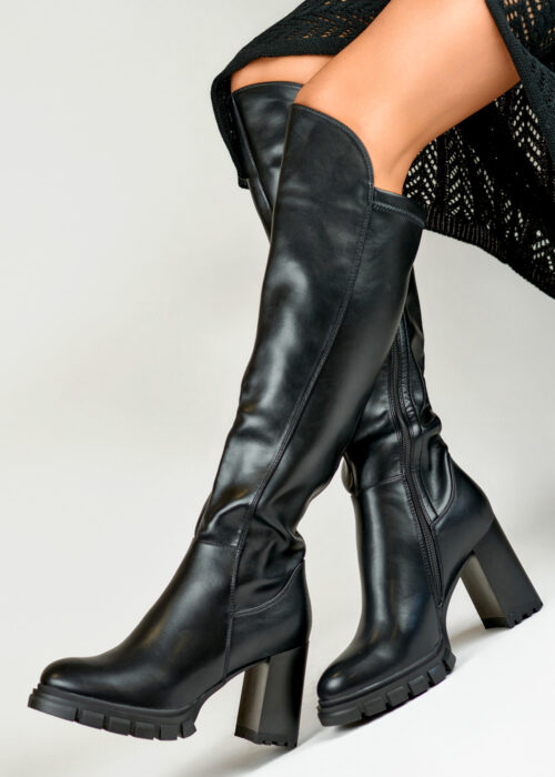 Heel boots model 186439